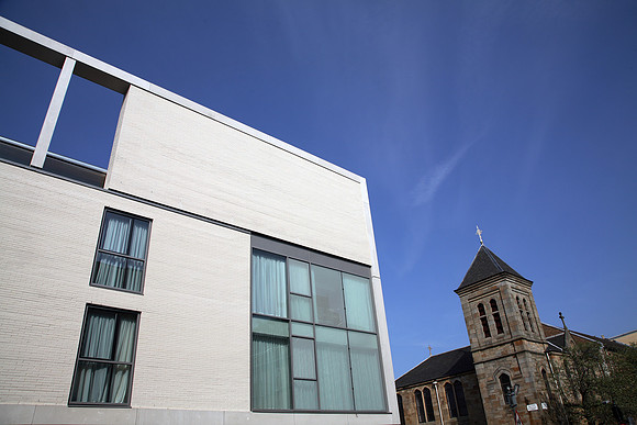 Garnethill In White