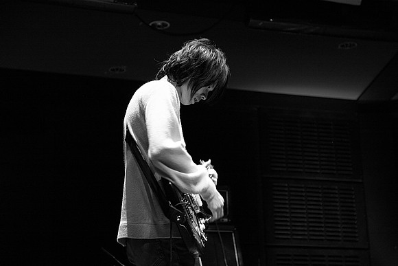 IMG_3637_nr_mono_curves_sharpen.jpg