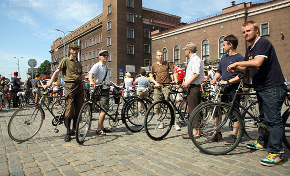 IMG_8274_nr_wb_bright0.33_curves_crop_c.jpg