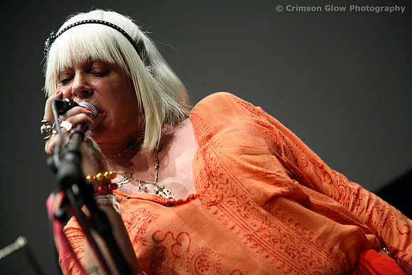 Throbbing Gristle : Genesis P-Orridge