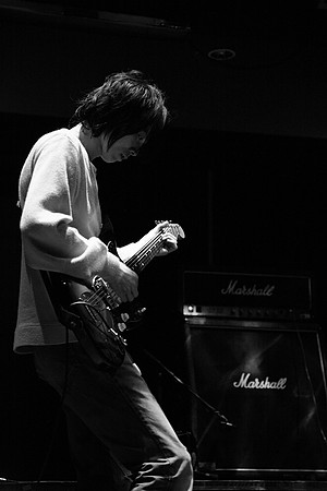 IMG_3635_nr_wb_bright0.50_mono_sharpen.jpg